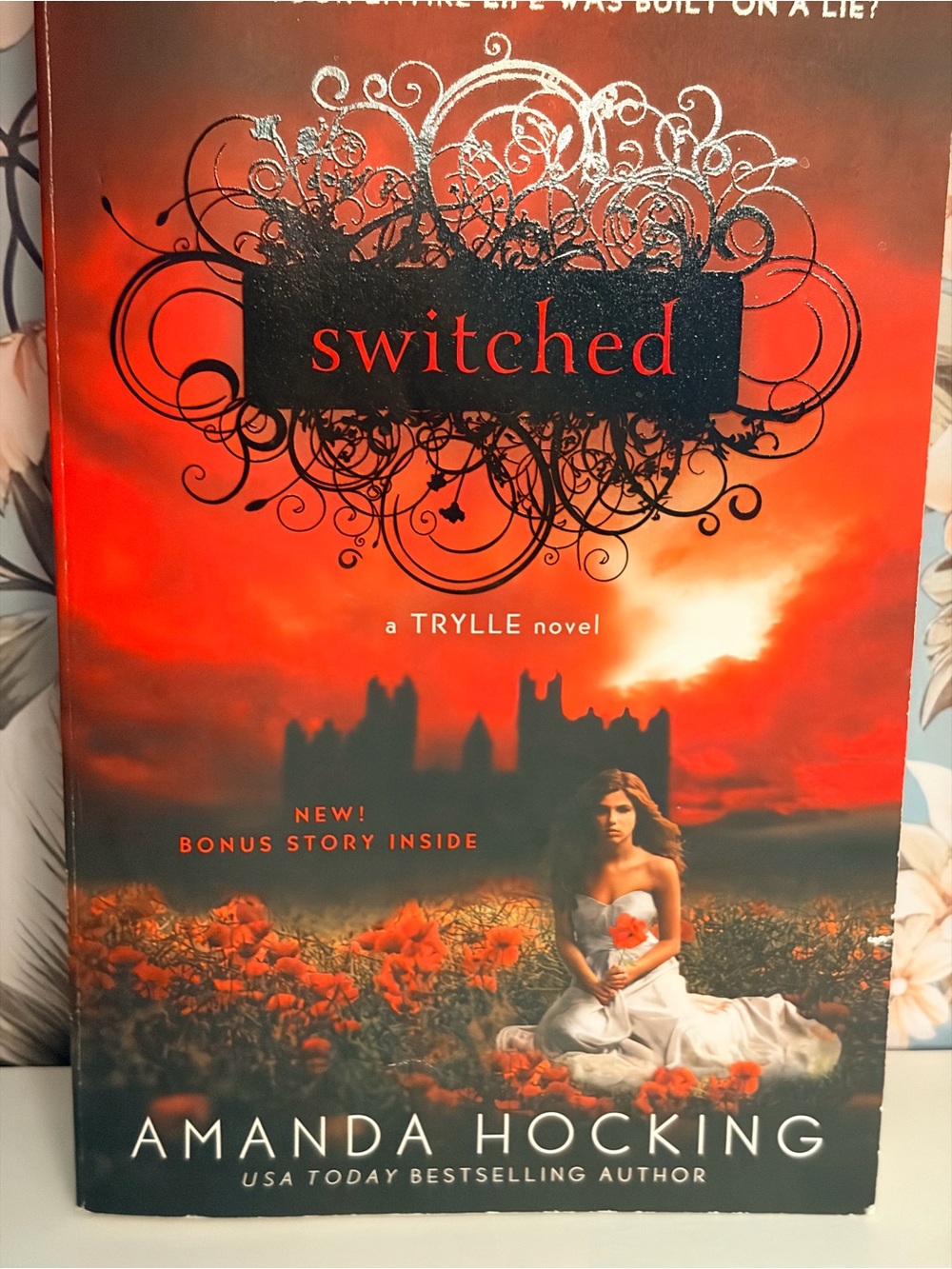 Switched Amanda Hocking Trylle Trilogy Book 1 Paperback Bonus Story